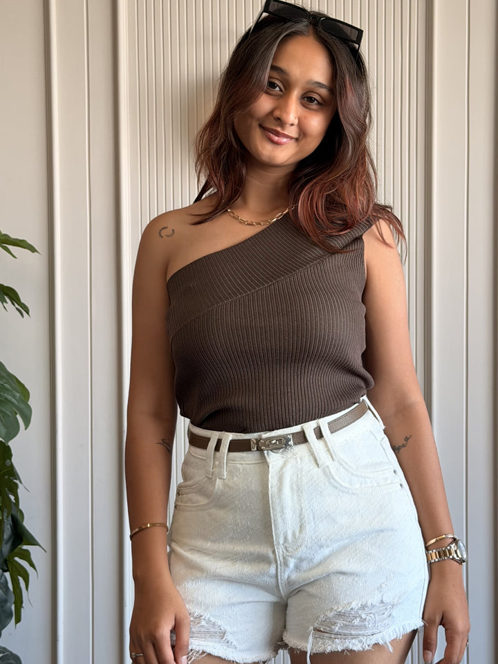 Chic One-shoulder Top