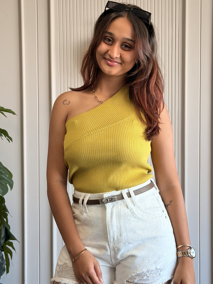 Chic One-shoulder Top