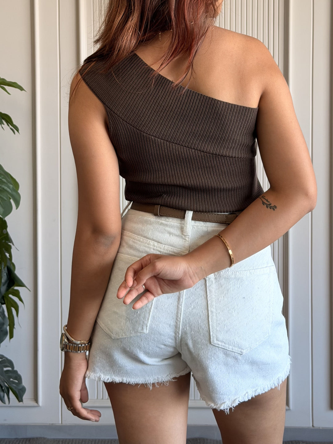 Chic One-shoulder Top