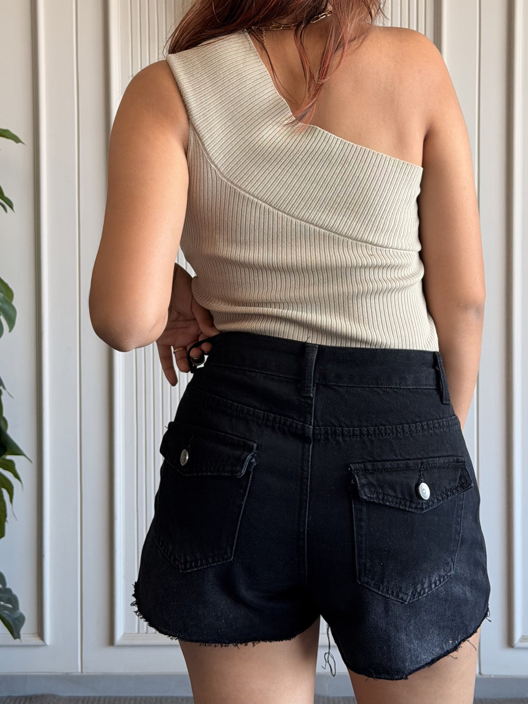 Chic One-shoulder Top