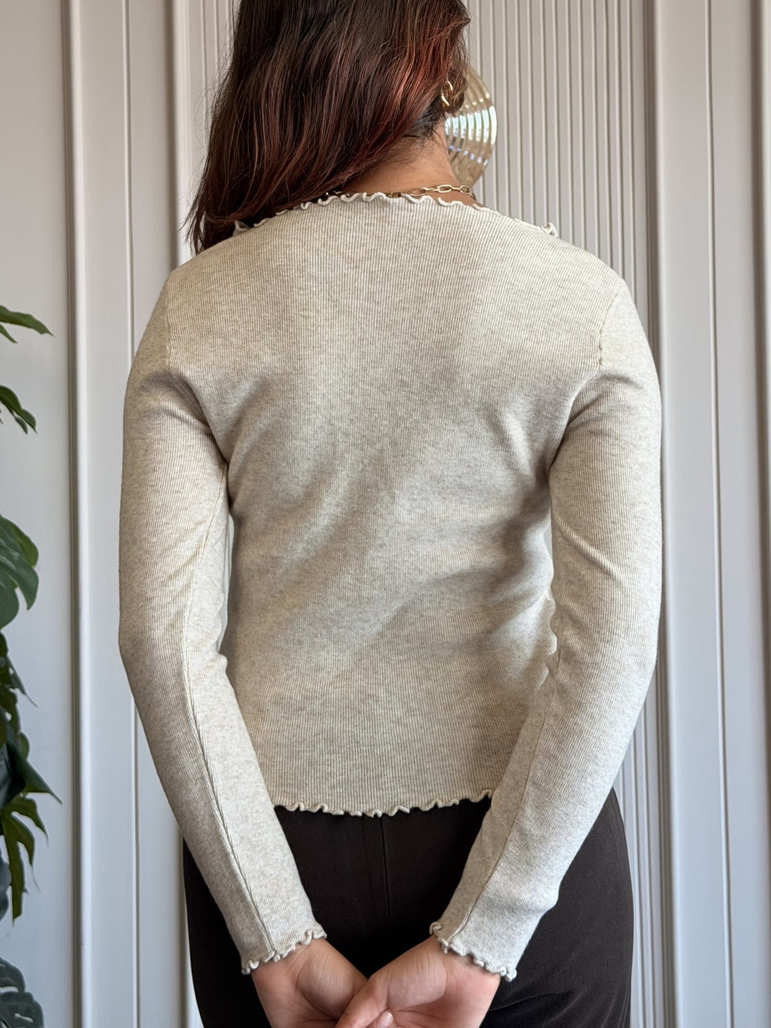 Lettuce Edge Top