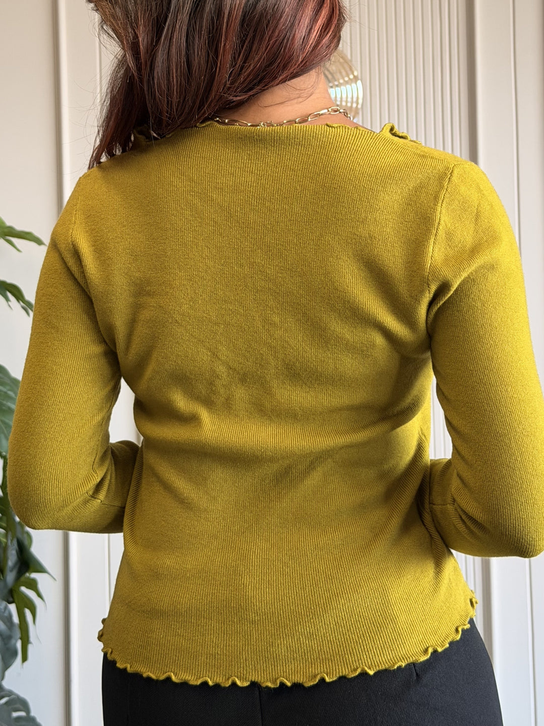 Lettuce Edge Top