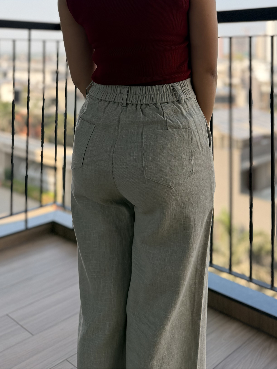 Women’s Light Gray Linen Pant