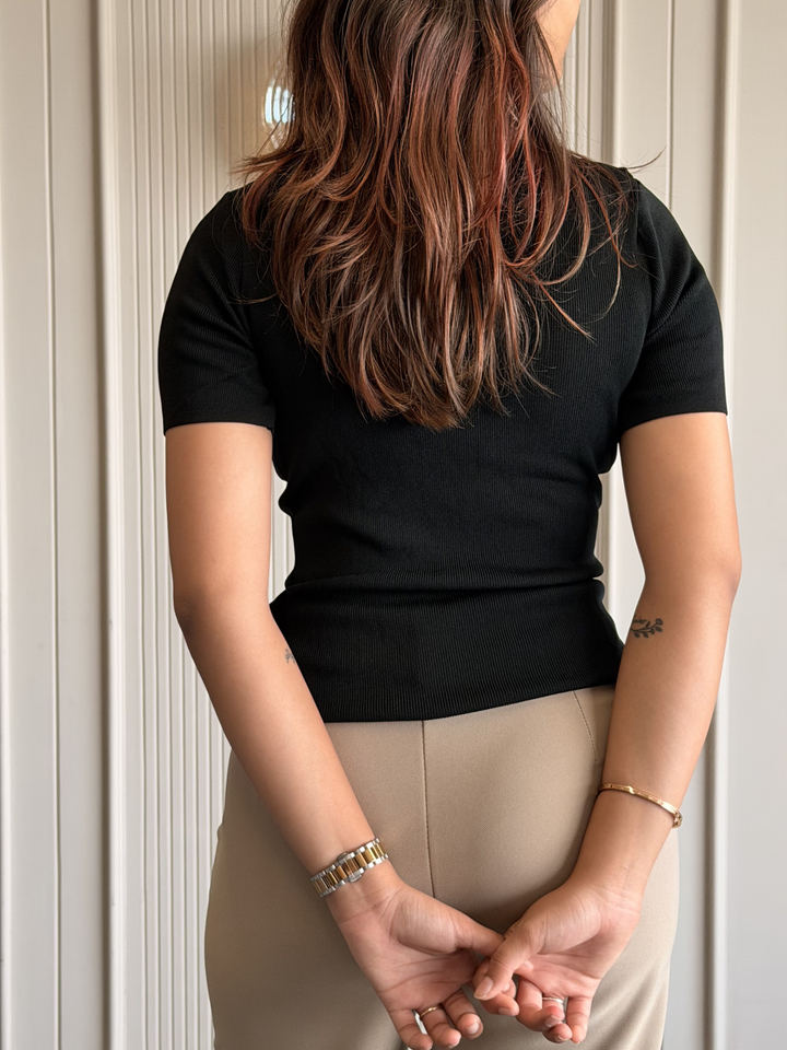 Boat Neck Body Hugging Top