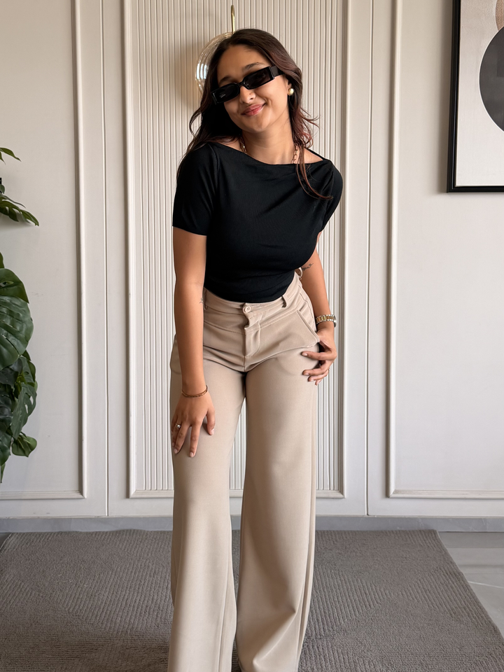 Boat Neck Body Hugging Top