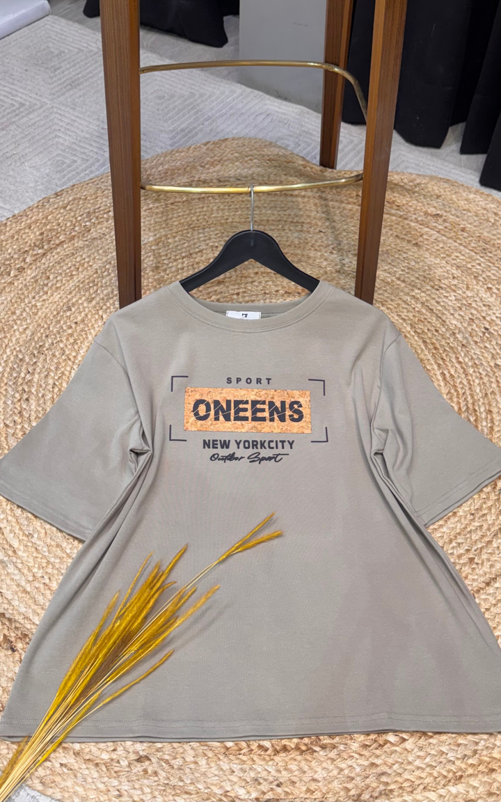 Women’s Typographic Print T-Shirt (ONEENS)