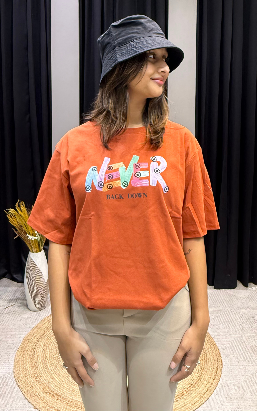 Women’s Typographic Print T-Shirt (NEVER)