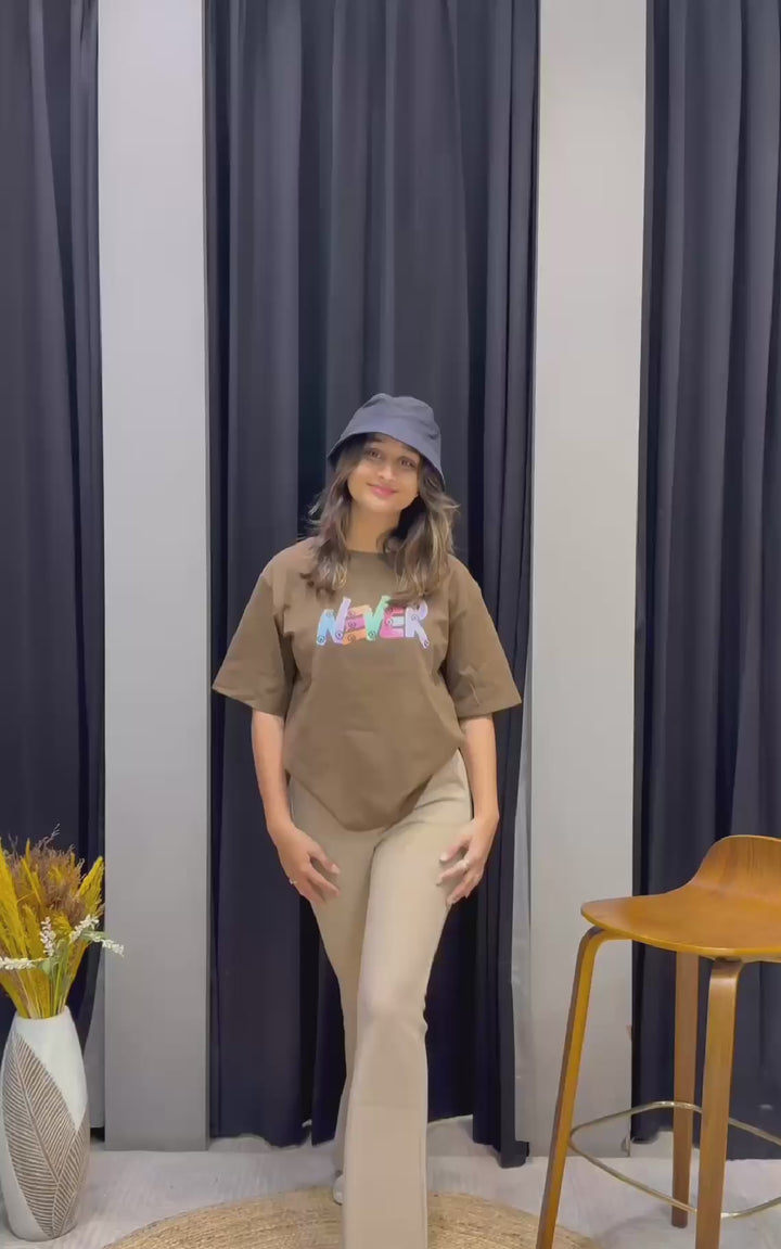 Women’s Typographic Print T-Shirt (NEVER)