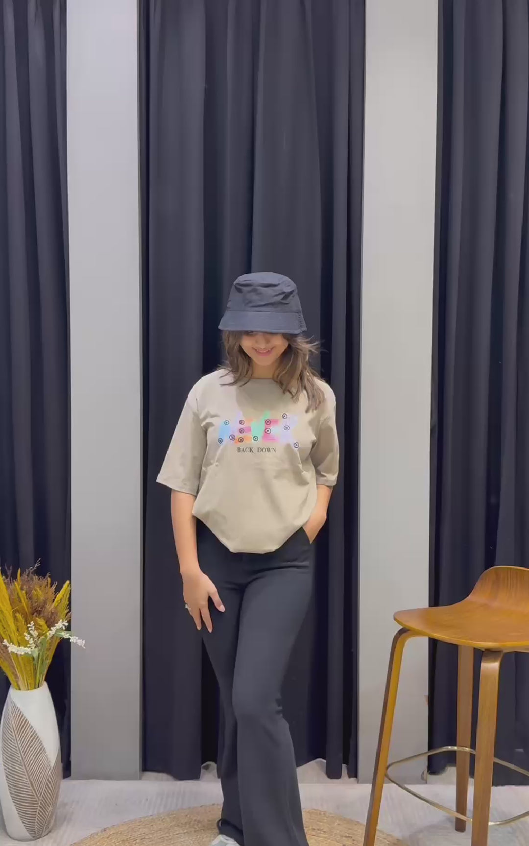 Women’s Typographic Print T-Shirt (NEVER)