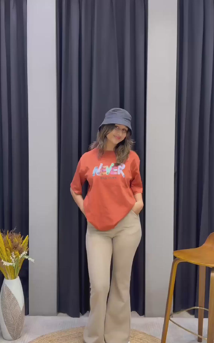 Women’s Typographic Print T-Shirt (NEVER)